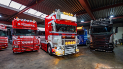 20251019-Tom-Holding-00025